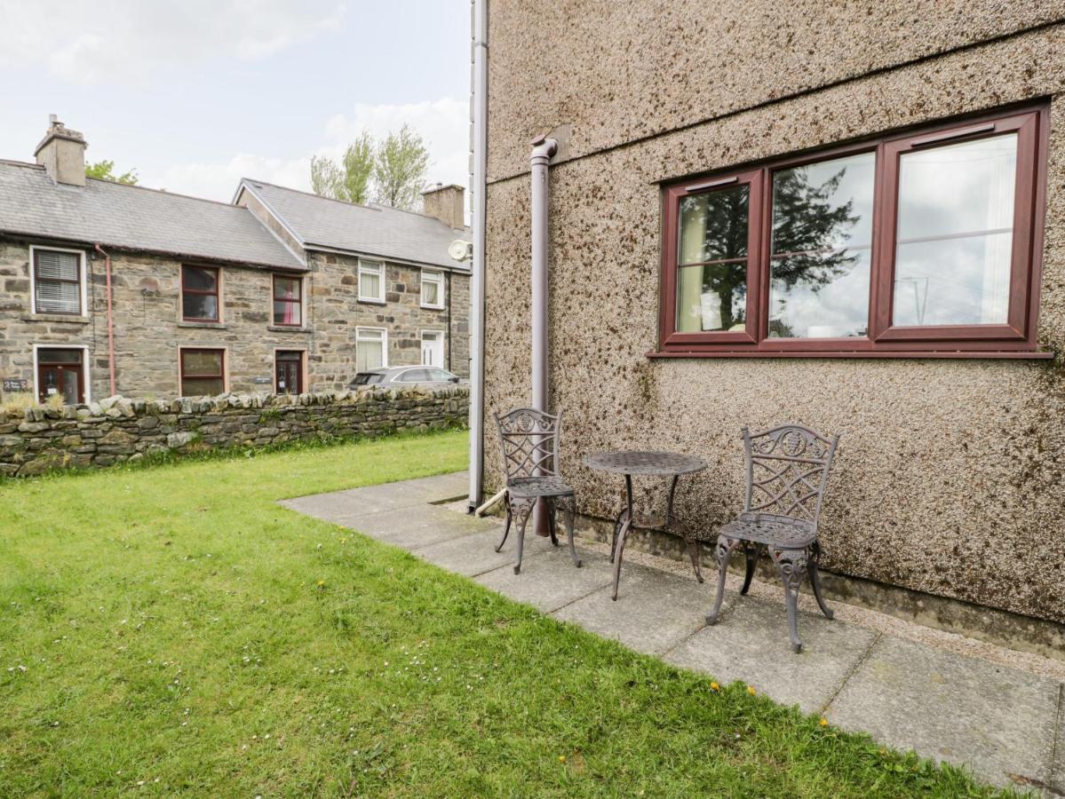 6 Stad Yr Ysgol Blaenau Ffestiniog Ngoại thất bức ảnh